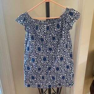 Vineyard Vines Navy and White Patterned Blouse